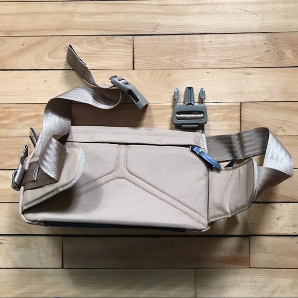 CRAFTED GOODS CHIQUITA SLING BAG - Picture 8 of 9